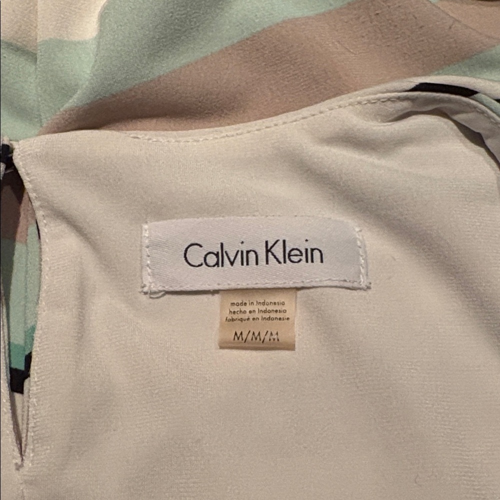 CALVIN KLEIN Sleeveless Striped Blouse Size Medium -- CLOSET STAPLE!!! - Picture 6 of 8